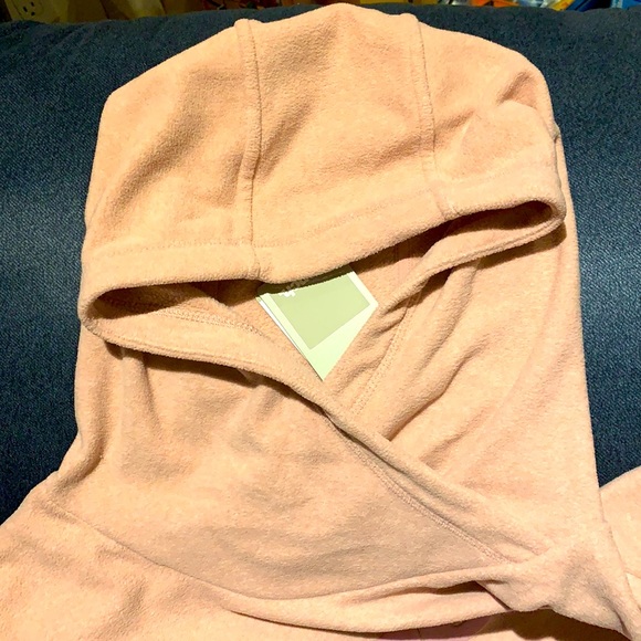🌟HostPick🌟 BENCH Pink Fleece Hoodie NWT - size Small - Picture 6 of 7